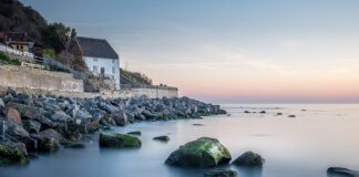 Jak zamontować telewizor na lamele?