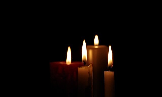 Które wkłady do zniczy palą się najdłużej? Które wkłady do zniczy palą się najdłużej?