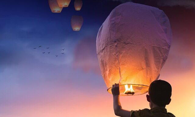 Kiedy zapala się lampion na roraty? Kiedy zapala się lampion na roraty?