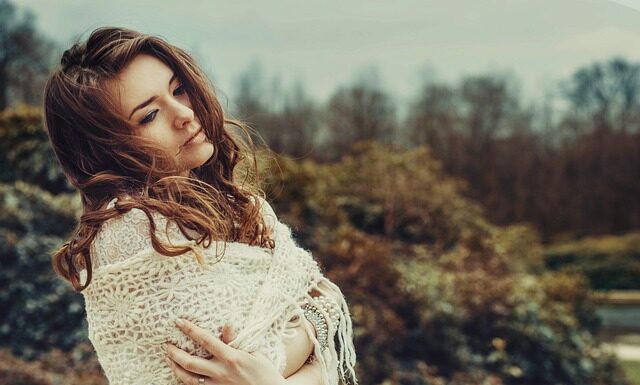 Czy włosy przewodzą prąd?