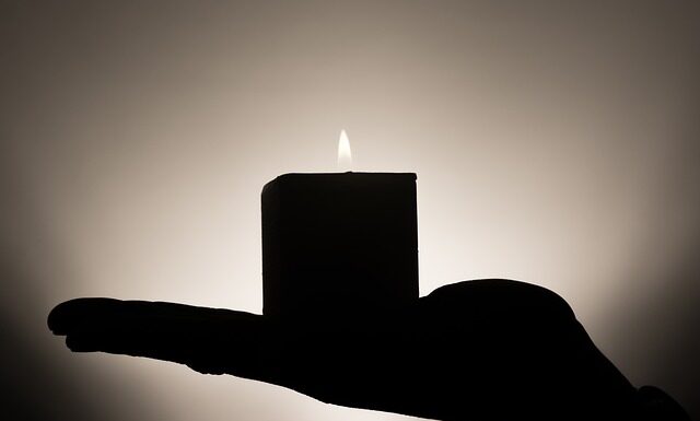 Ile ciepła daje świeca?